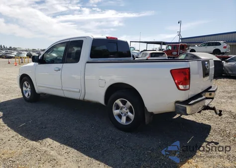 2004 Nissan Titan Xe z USA, uszkodzony, nr VIN 1N6AA06A54N529628